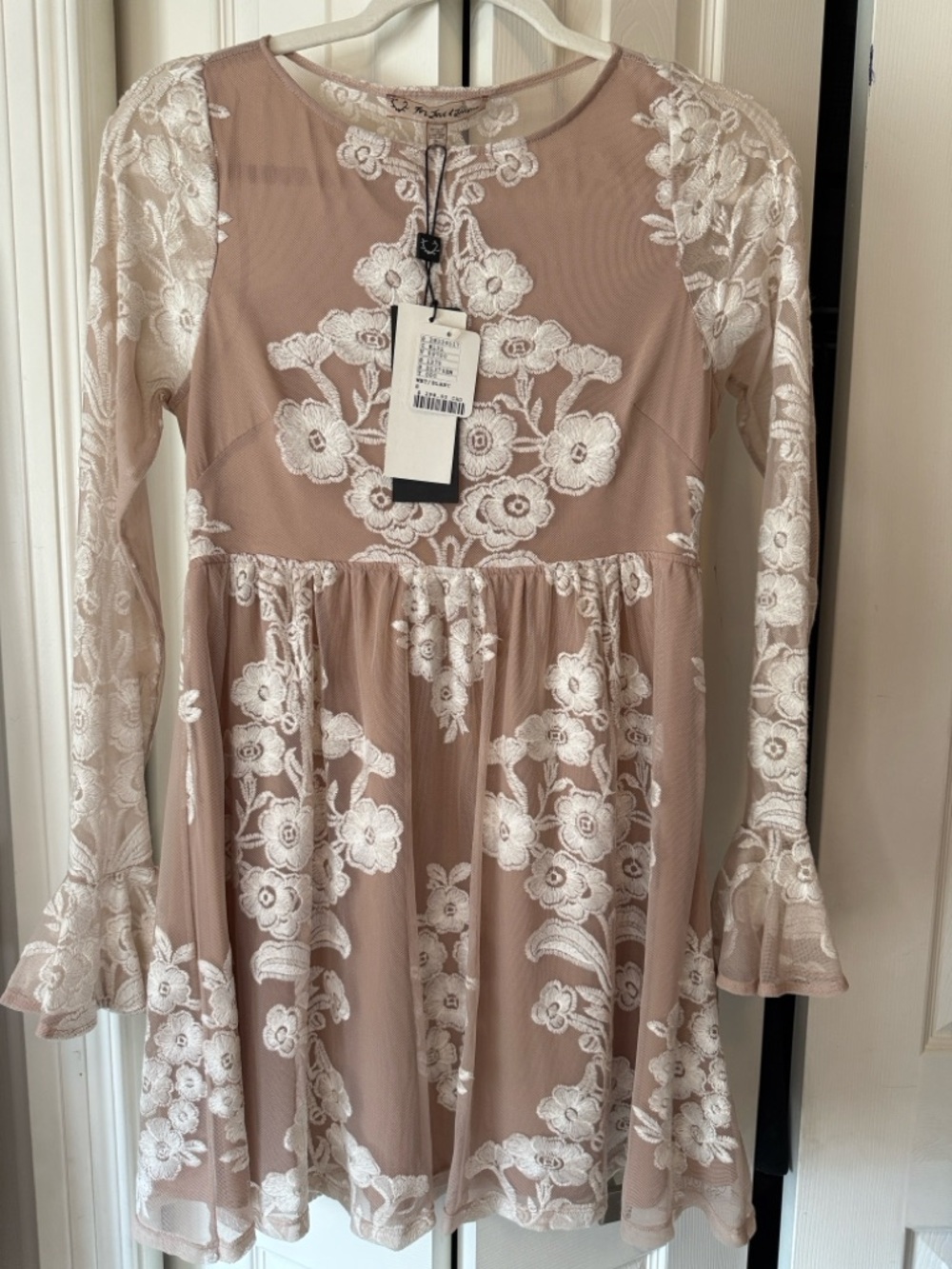 For Love And Lemons Blush Lace-Embroidered Floral Mini Dress PTP 17 inches - Picture 4 of 7